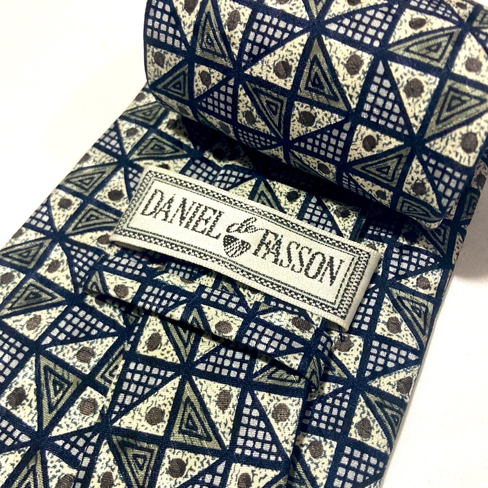 Daniel De Fasson Mens Neck Tie Silk Geometric 57 1/2”